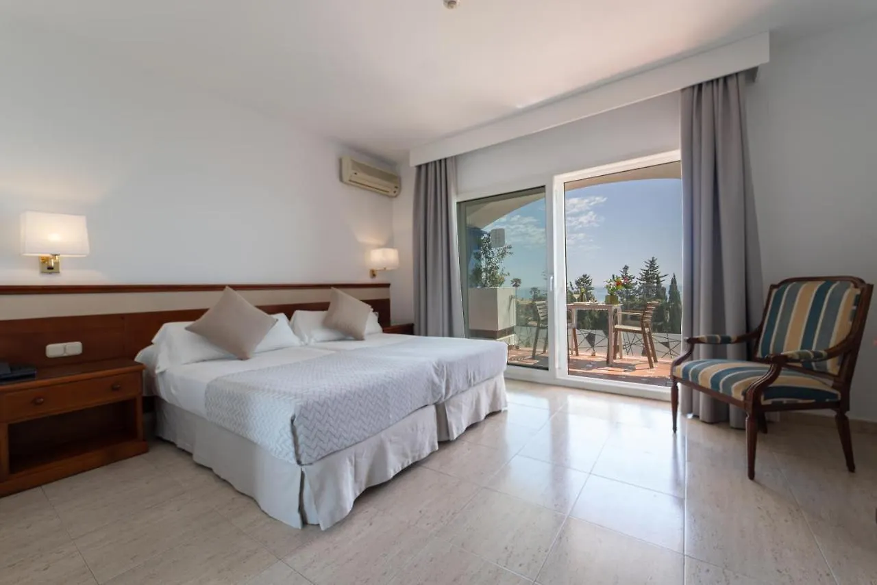 Hotel Piedra Paloma Estepona 2*,