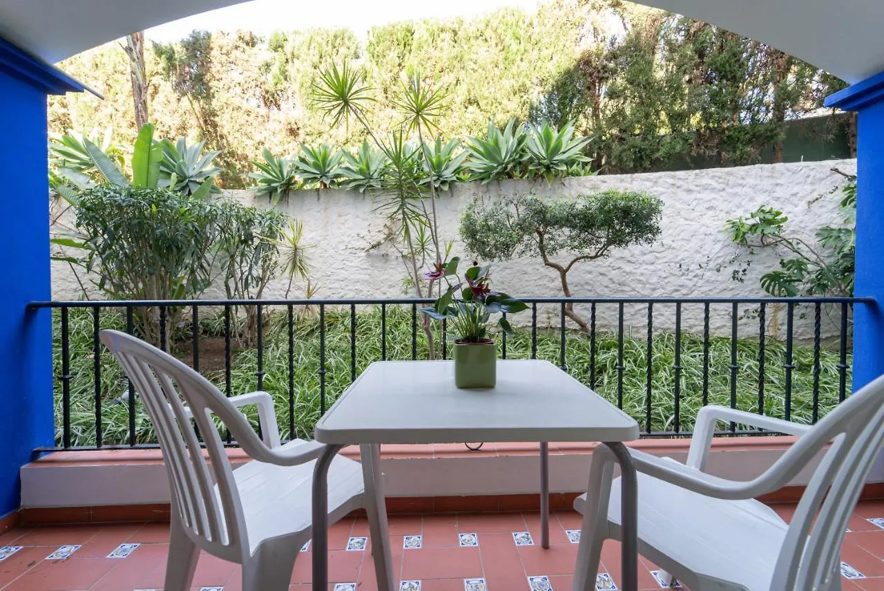 Hotel Piedra Paloma Estepona 2*,